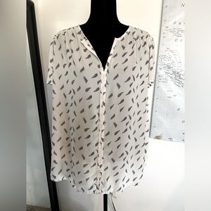 fun2fun Size 2X white with pink and black feathers